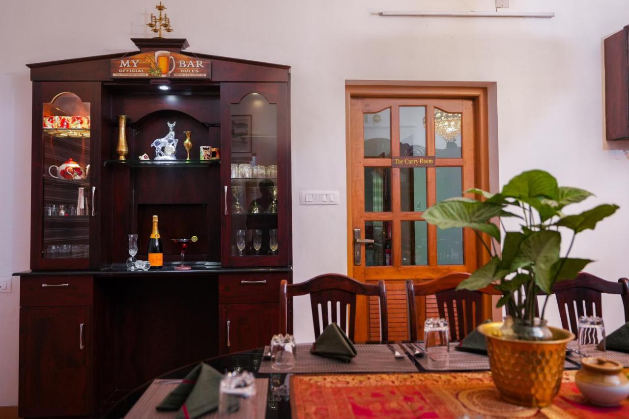 Parudeesa - Heavenly- Luxurious Palace Look-Near Cbd - Kerala - India With Breakfast Kāladi Exterior foto