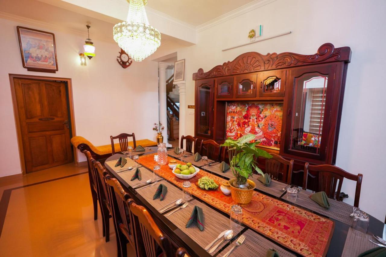 Parudeesa - Heavenly- Luxurious Palace Look-Near Cbd - Kerala - India With Breakfast Kāladi Exterior foto