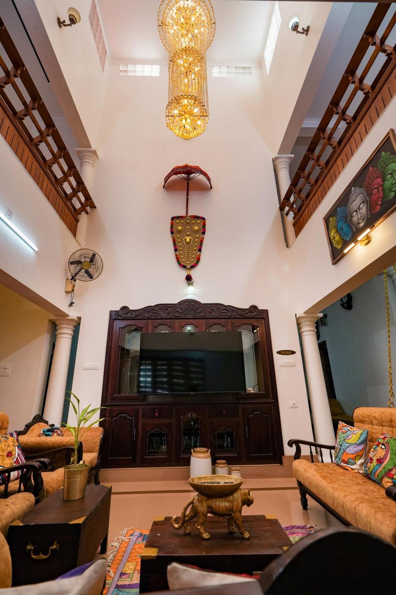 Parudeesa - Heavenly- Luxurious Palace Look-Near Cbd - Kerala - India With Breakfast Kāladi Exterior foto